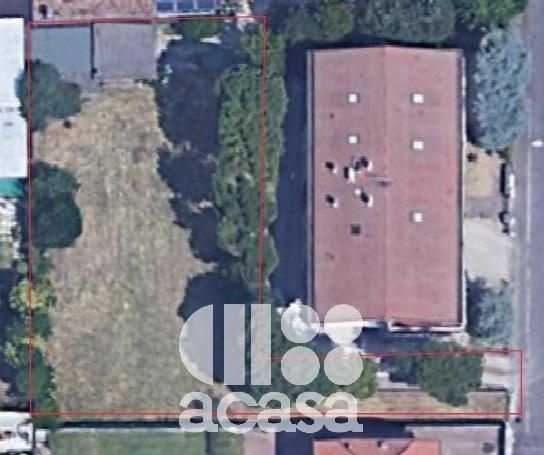 TERRENO EDIFICABILE PER SOLUZIONE MONO - BI - TRIFAMILIARE
