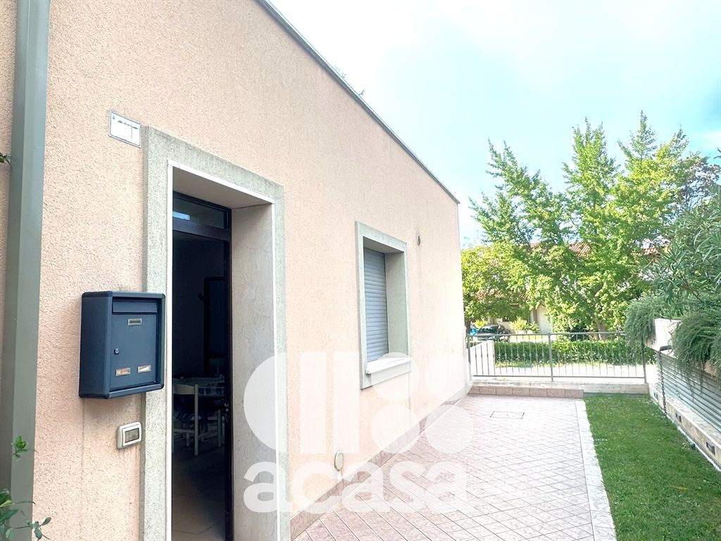 MONOLOCALE CON INGRESSO INDIPENDENTE